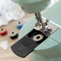 MiniPortableSewingMachinewithLED,ThreadCutterandAccessoriesSewnyInnovaGoods